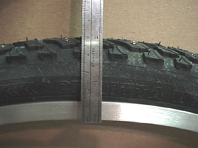 studded bike tires 700c